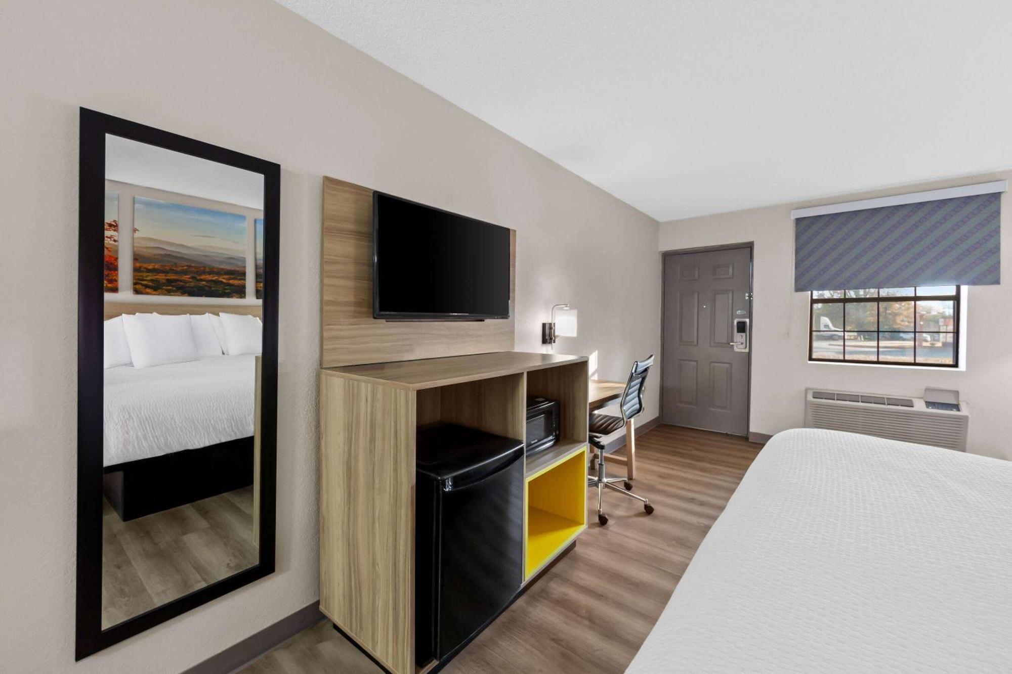 Days Inn By Wyndham Brownsville Kültér fotó