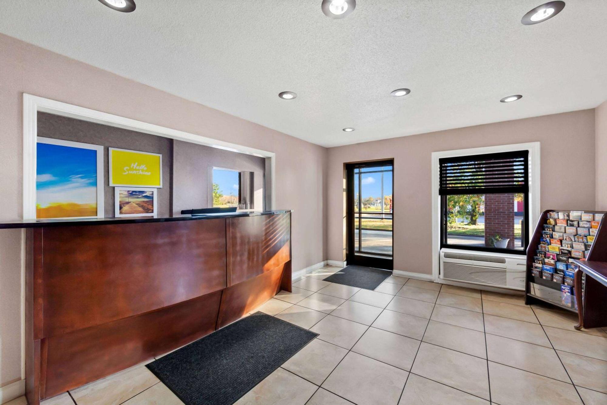 Days Inn By Wyndham Brownsville Kültér fotó